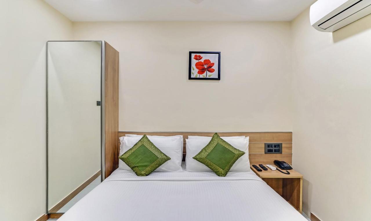 Treebo The Pearl Hotel Ченай Екстериор снимка